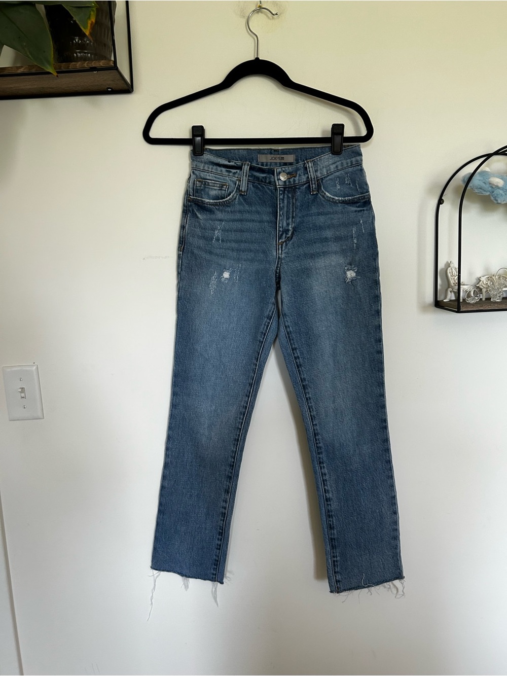 Joes Jeans Lightly Distressed Raw Hem‎ Straight Leg Jeans Size 24